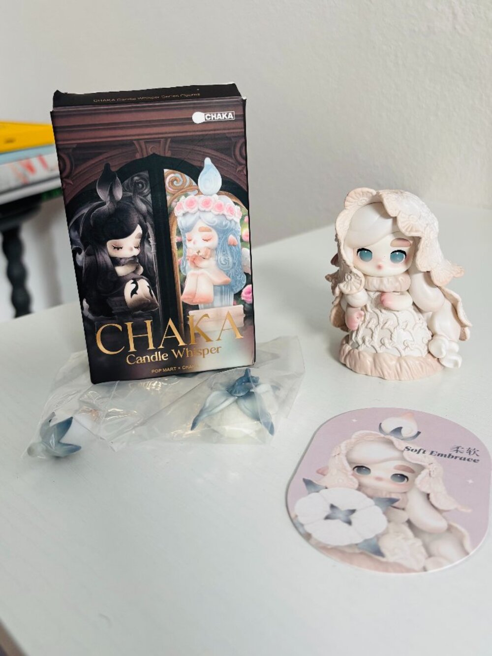 Chaka Candle Whisper Figure Pop Mart - Soft Embrace (LIKE NEW/COMPLETE)